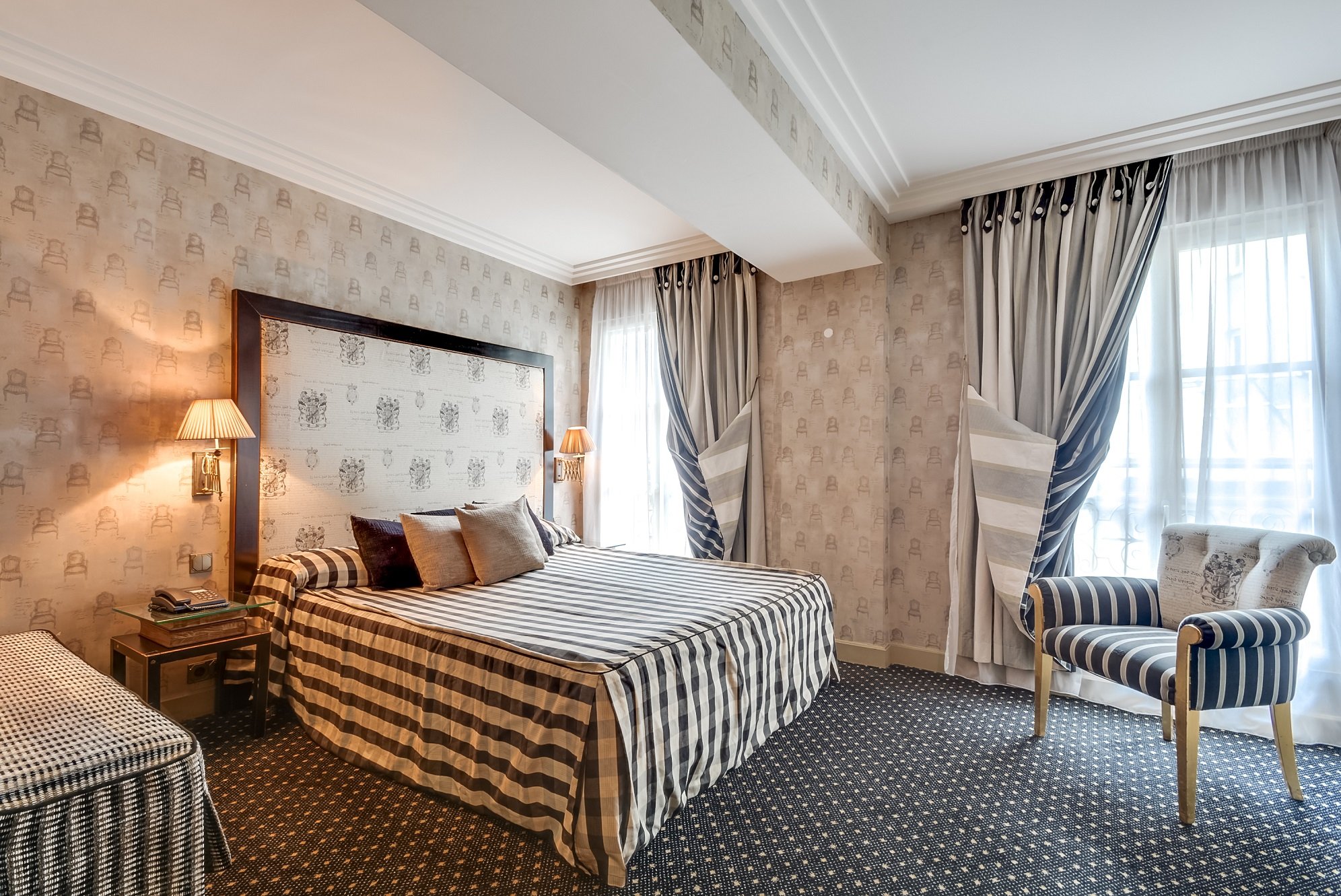 Junior Suite - Villa Lutece Port Royal - 4 Stars Hotel Paris